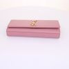 Yves Saint Laurent Chyc pouch in pink grained leather - Detail D4 thumbnail