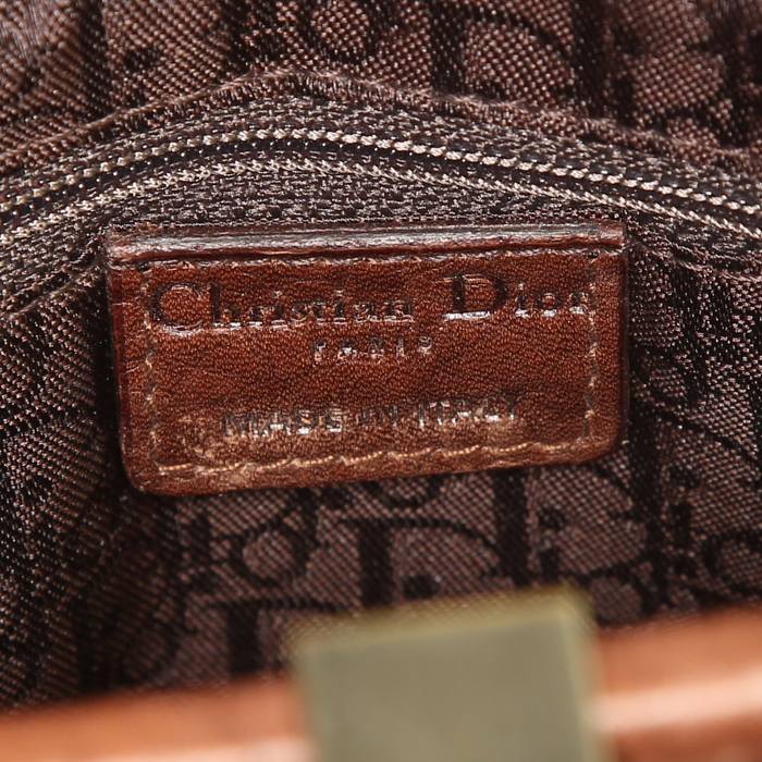 Dior Vintage handbag in brown leather - Detail D4