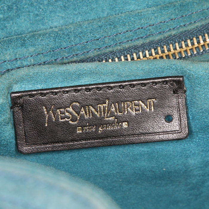 Bolso de mano Yves Saint Laurent Muse Two en charol azul verdoso y ante azul - Detail D3