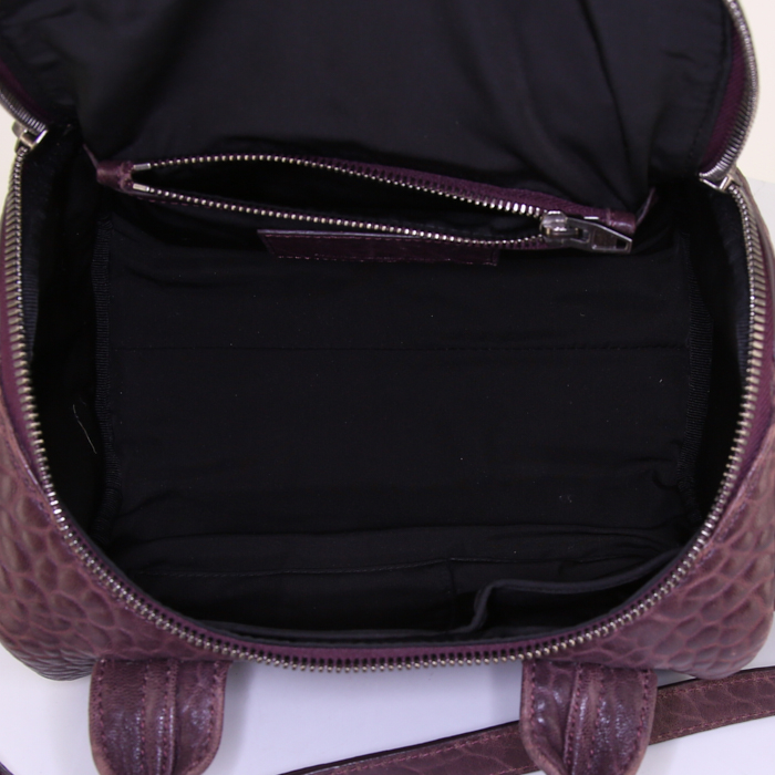 Bolso de mano Alexander Wang Rocco en cuero granulado violeta Raisin - Detail D3