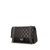 Bolso bandolera Chanel 2.55 en cuero acolchado negro - 00pp thumbnail