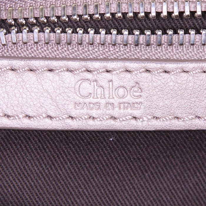 Chloé Bay handbag in brown patent leather - Detail D3