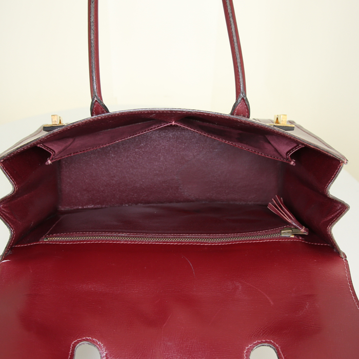 Hermes Drag handbag in burgundy box leather - Detail D2