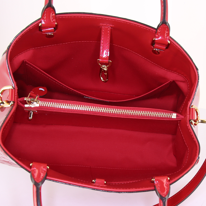 Borsa Louis Vuitton Montaigne in pelle verniciata monogram rossa - Detail D3