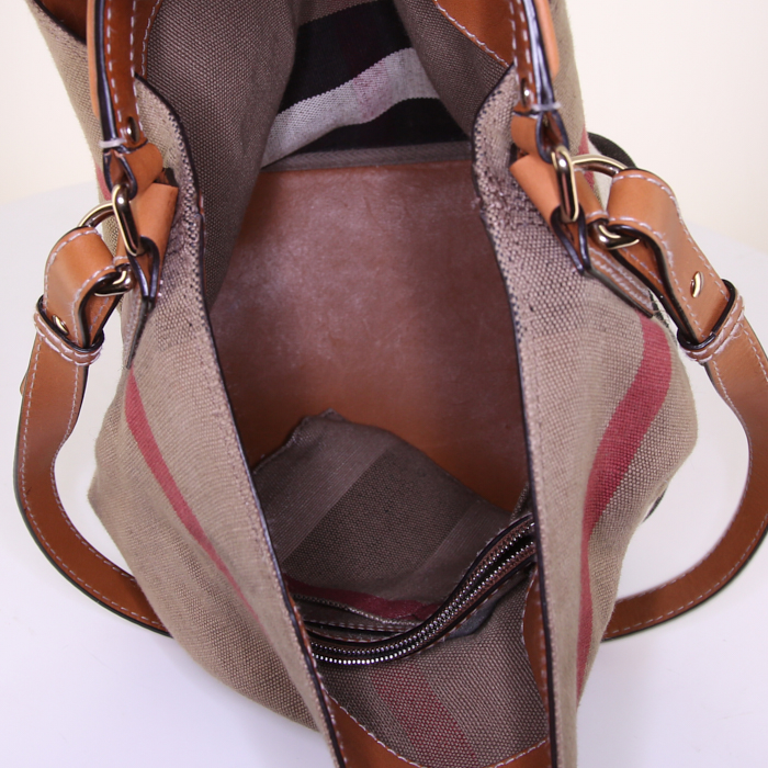 Shopping bag BurberryAshby in tela Haymarket marrone e pelle marrone - Detail D3