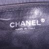 Bolso de mano Chanel Camera modelo grande en cuero acolchado negro - Detail D4 thumbnail