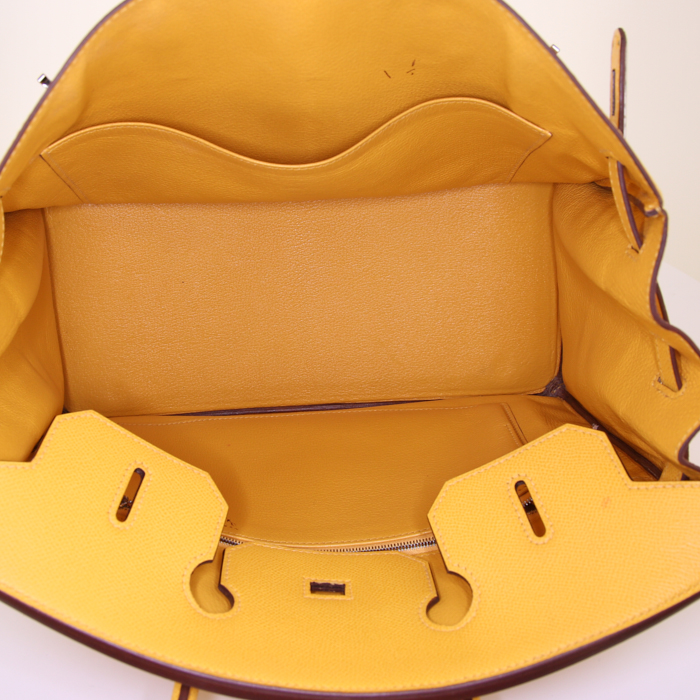 Bolso de mano Hermes Birkin 35 cm en cuero epsom Jaune d'Or - Detail D2
