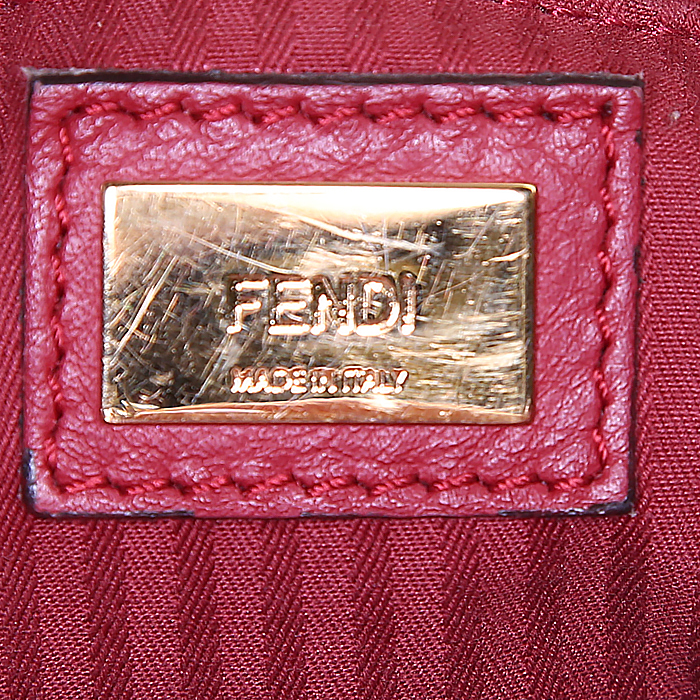 Fendi 2 Jours handbag in red leather - Detail D4
