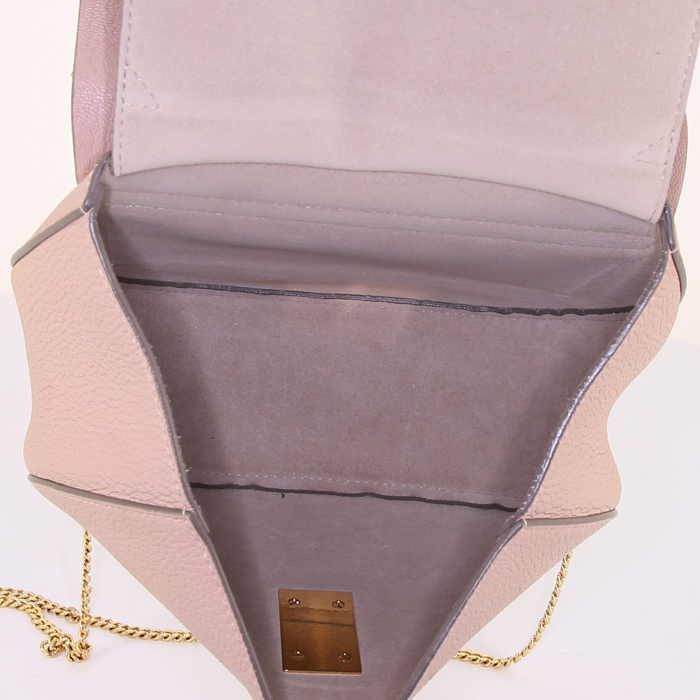 Chloé Drew shoulder bag in rosy beige leather - Detail D2