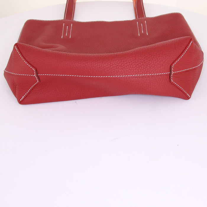 Hermes Double Sens shopping bag in red and orange togo leather - Detail D5