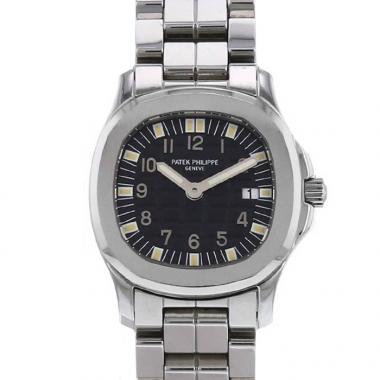 Patek Philippe Aquanaut watch in stainless steel Ref:  4960 Circa  2001