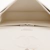 Bolso de mano Chanel Timeless en cuero acolchado tricolor beige, blanco y rosa - Detail D3 thumbnail