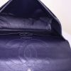 Chanel 2.55 shoulder bag in dark blue quilted leather - Detail D3 thumbnail