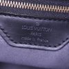 Louis Vuitton Bucket shopping bag in black epi leather - Detail D3 thumbnail