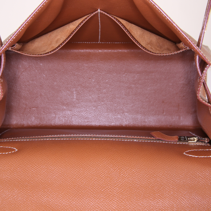 Sac à main Hermes Kelly 28 cm en cuir epsom gold - Detail D3