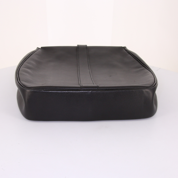 Sac porté épaule Hermès Rugby en cuir noir - Detail D5