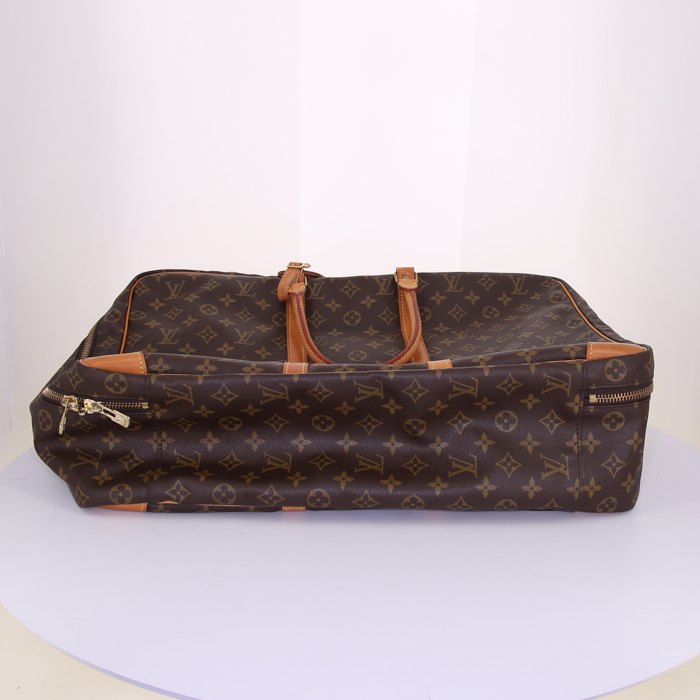 Louis Vuitton Sirius travel bag in brown monogram canvas and natural leather - Detail D4