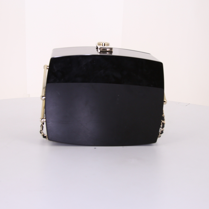 Bolso bandolera Chanel Editions Limitées en plexiglás negro y cuero negro - Detail D4