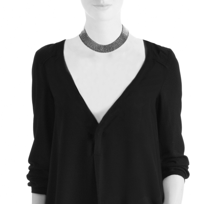 Collar H. Stern Filament en oro blanco - Detail D1