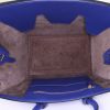 Bolso de mano Celine Tie Bag modelo mediano en cuero azul - Detail D2 thumbnail