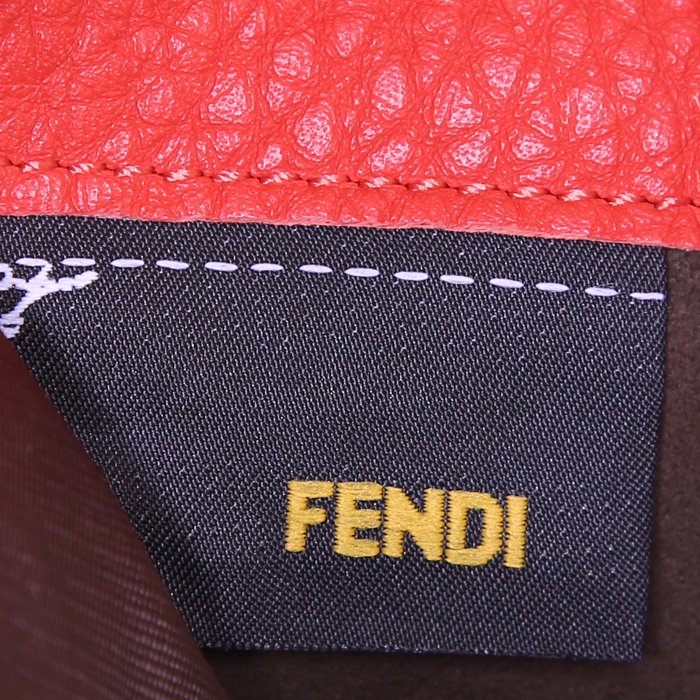Fendi Selleria wallet in red grained leather - Detail D3