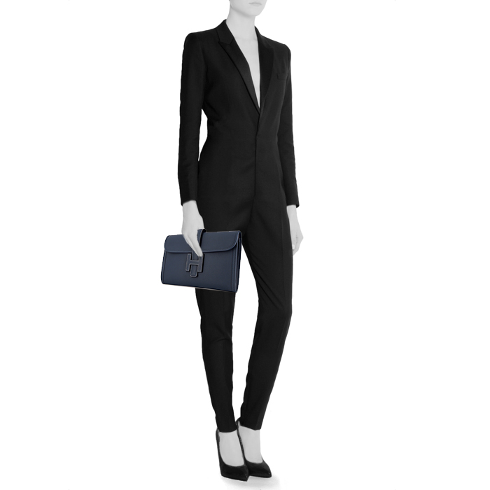 Hermes Jige pouch in Bleu Thalassa Swift leather - Detail D1