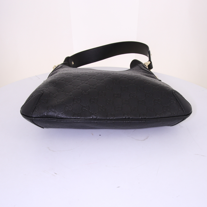 Gucci handbag in black monogram leather - Detail D4