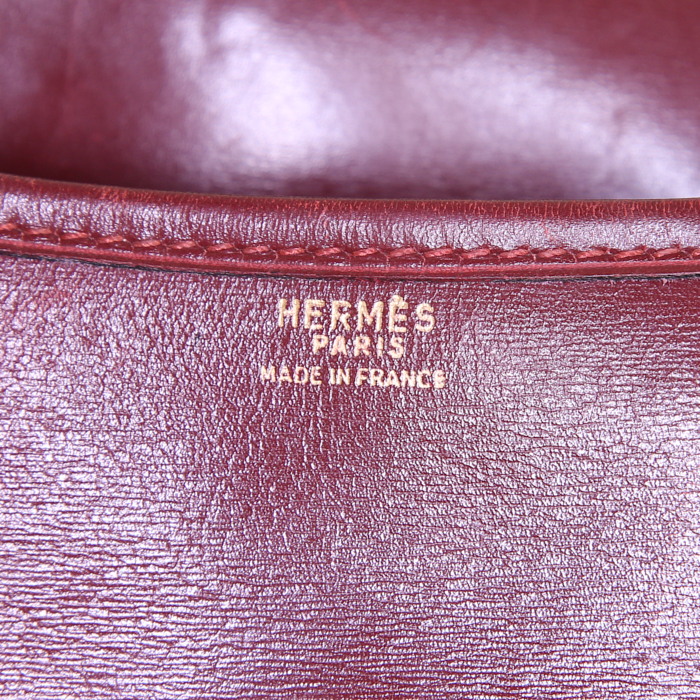 Hermès Duffle shoulder bag in burgundy box leather - Detail D4