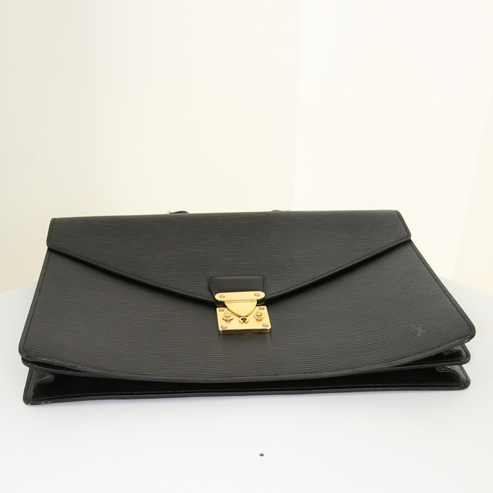 Louis Vuitton Ambassadeur briefcase in black epi leather - Detail D4