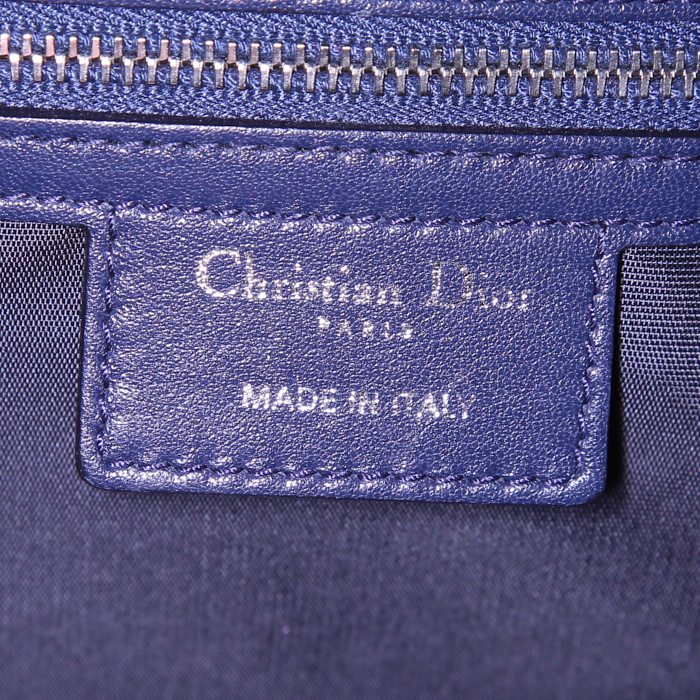 Sac à main Dior New Look en cuir cannage bleu-marine - Detail D3