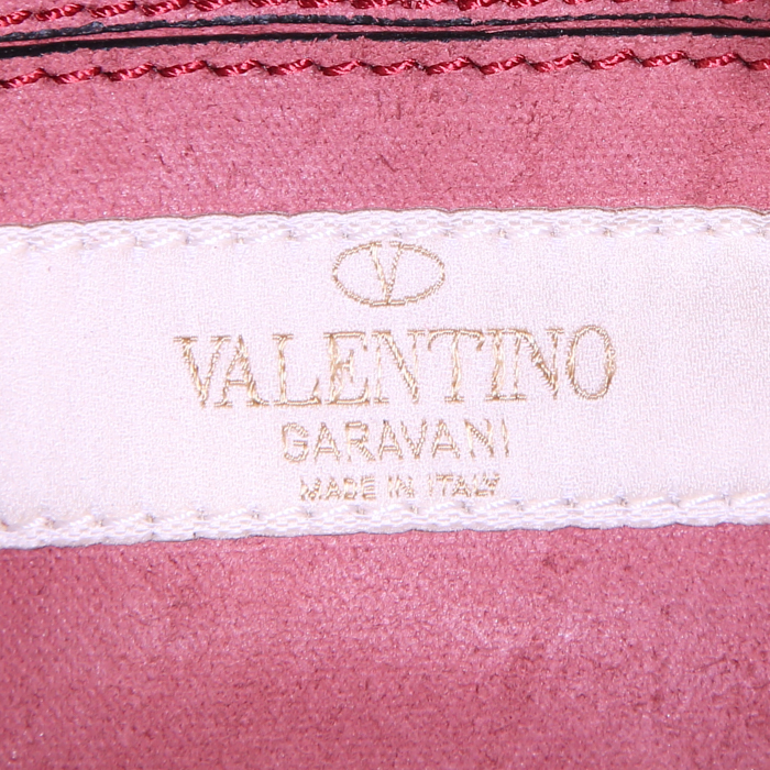 Valentino Garavani Rockstud shoulder bag in red leather - Detail D3