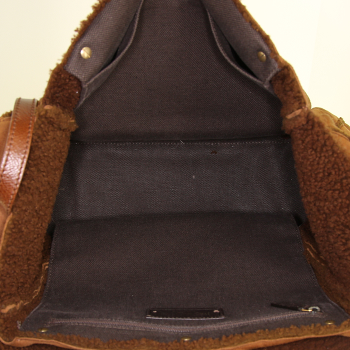 Sac à main Saint Laurent Aspen en mouton retourné marron et cuir marron - Detail D2