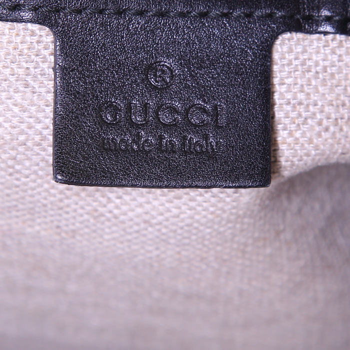 Bolso Cabás Gucci 1970 en cuero negro - Detail D3