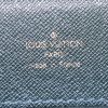 Porta-documentos Louis Vuitton Oural en cuero taiga verde oscuro - Detail D3 thumbnail