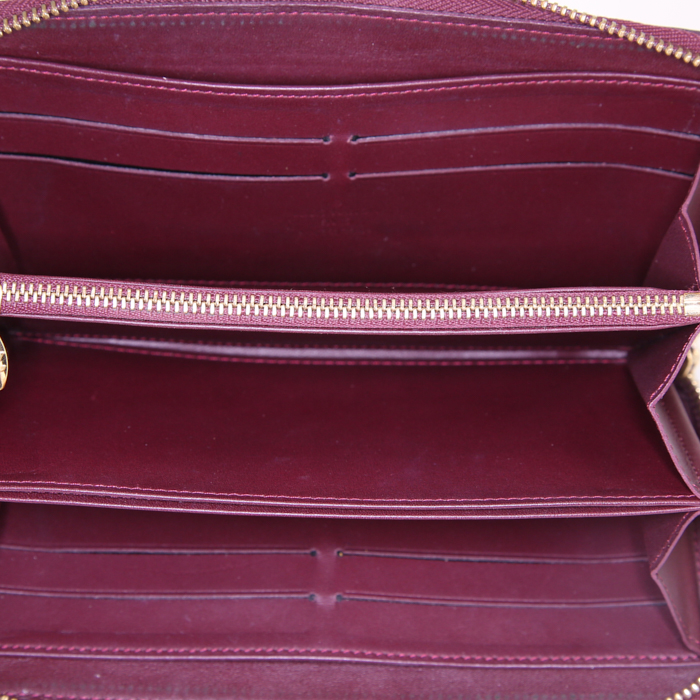 Portefeuille Louis Vuitton Zippy en cuir vernis monogram bordeaux - Detail D2