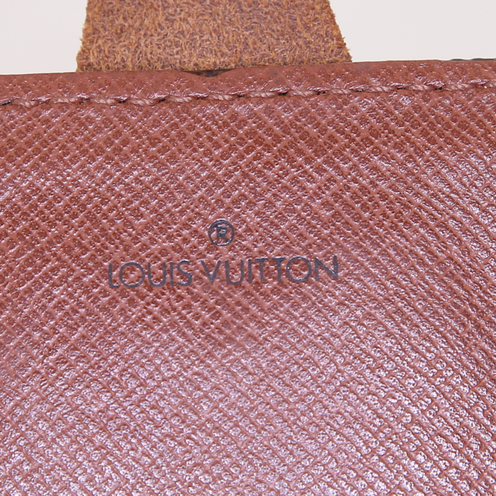 Sac bandoulière Louis Vuitton Cartouchiére en toile monogram marron et cuir naturel - Detail D3