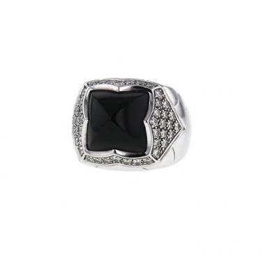 Bulgari Pyramide ring in white gold,  diamonds and onyx