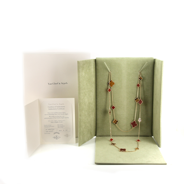 Sautoir Van Cleef & Arpels Magic Alhambra en or jaune,  cornaline et oeil de tigre - Detail D2