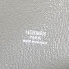 Sac bandoulière Hermes Jypsiere en cuir togo gris anthracite - Detail D3 thumbnail