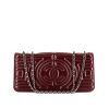 Chanel Editions Limitées shoulder bag in burgundy patent leather - 360 thumbnail