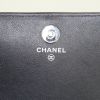 Chanel Wallet on Chain shoulder bag in black patent leather - Detail D3 thumbnail