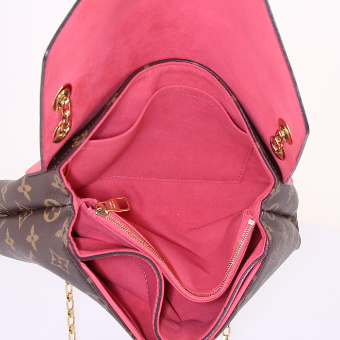 Bolso bandolera Louis Vuitton Saint Germain en lona Monogram marrón y cuero coral - Detail D3