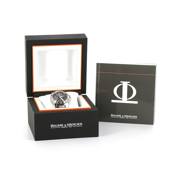 Baume 
Mercier Capeland watch in stainless steel Ref:  65352 Circa  2008