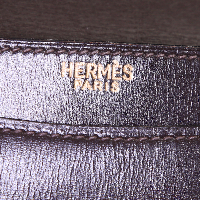 Sac porté épaule ou main Hermès en cuir box marron - Detail D3