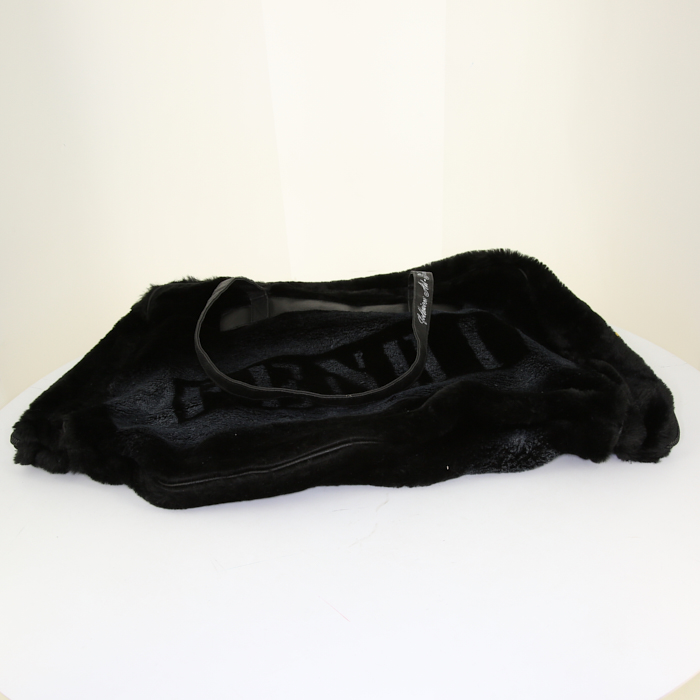 Fendi weekend bag in black synthetic furr and black grained leather - Detail D4