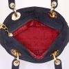 Bolso de mano Dior Lady Dior modelo mediano en lona negra - Detail D2 thumbnail