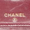 Billetera Chanel en cuero granulado color burdeos - Detail D2 thumbnail