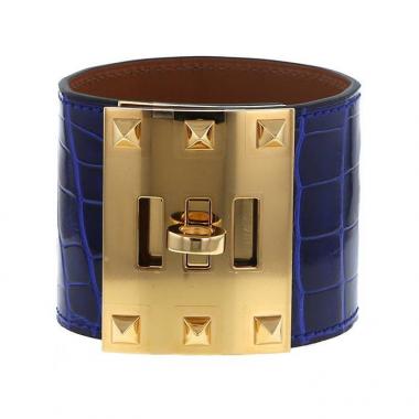 Hermès Extrême cuff bracelet in alligator and gold plated