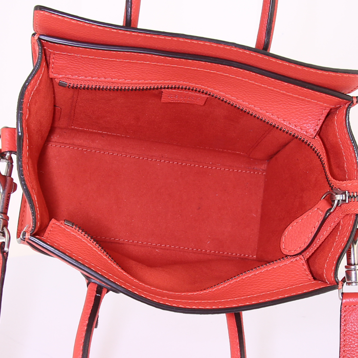 Celine Luggage Nano shoulder bag in red leather - Detail D3