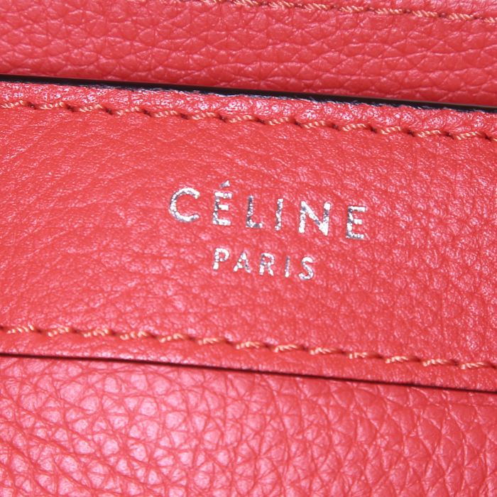 Celine Luggage Nano shoulder bag in red leather - Detail D4